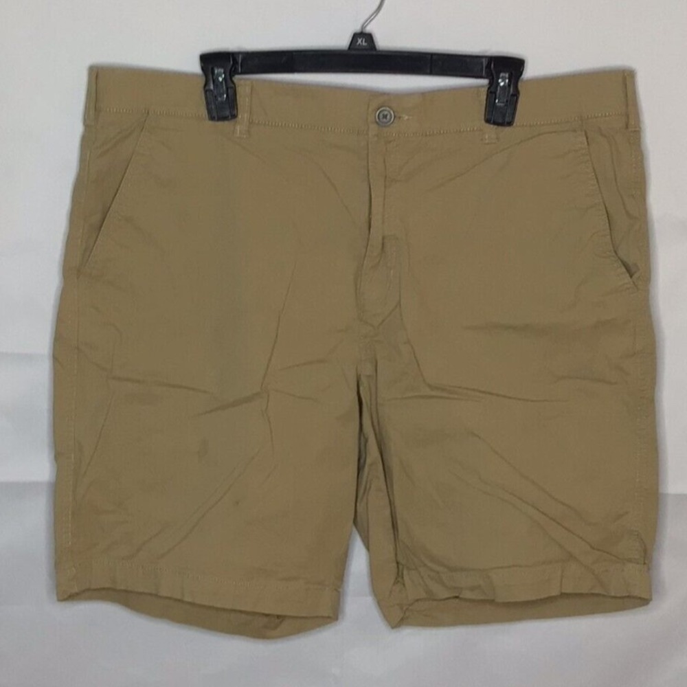 Marc Anthony Mens Khaki Tan Flat Front Chino Shorts Size 40 Stretch Cotton